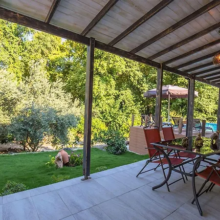 Villa Keyf Inlice, 4 Bedroom, Large Pool And Fully Pricacy Garden And Pool Inlice